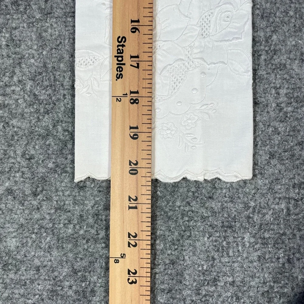 Antique Lace Hand Tea Towel White Embroidered Floral Scalloped Edge